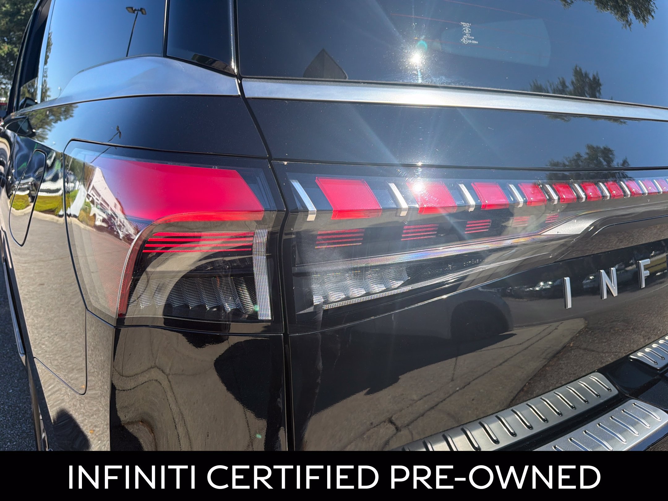 Certified 2026 INFINITI QX80 Luxe RWD image 32