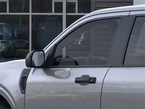 New 2025 Ford Maverick XL image 21