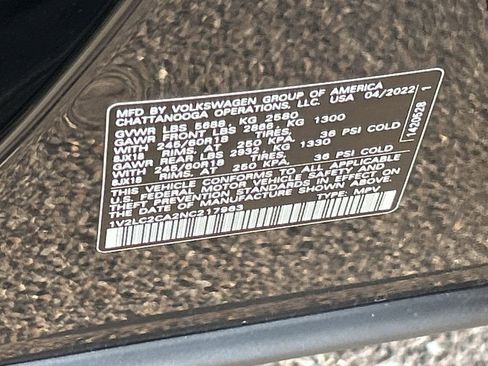 Certified 2022 Volkswagen Atlas Cross Sport SE image 29