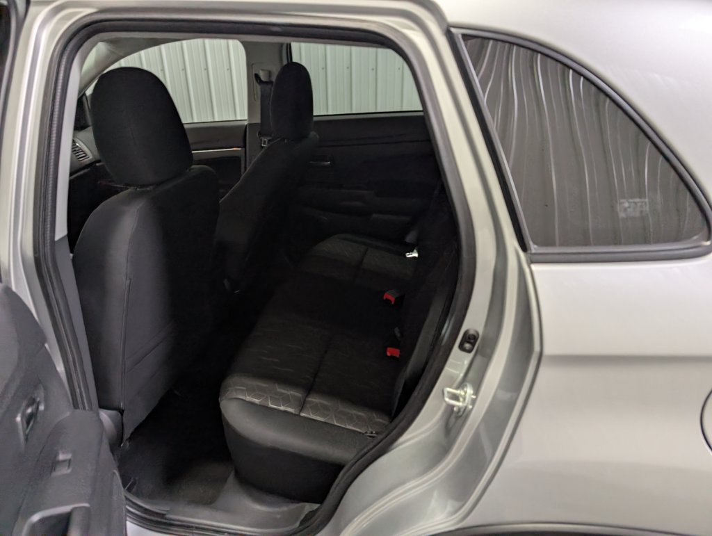 Used 2026 Mitsubishi Outlander Sport ES AWD/4WD image 9