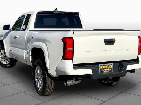 New 2026 Toyota Tacoma SR5 RWD image 11