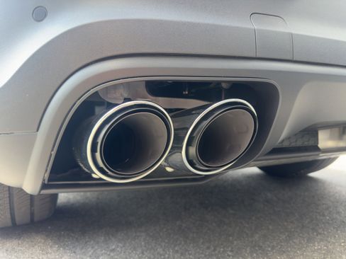 Certified 2025 Porsche Cayenne Coupe AWD/4WD image 20
