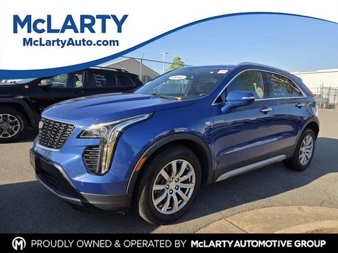 Used 2023 Cadillac XT4 Premium Luxury image 1