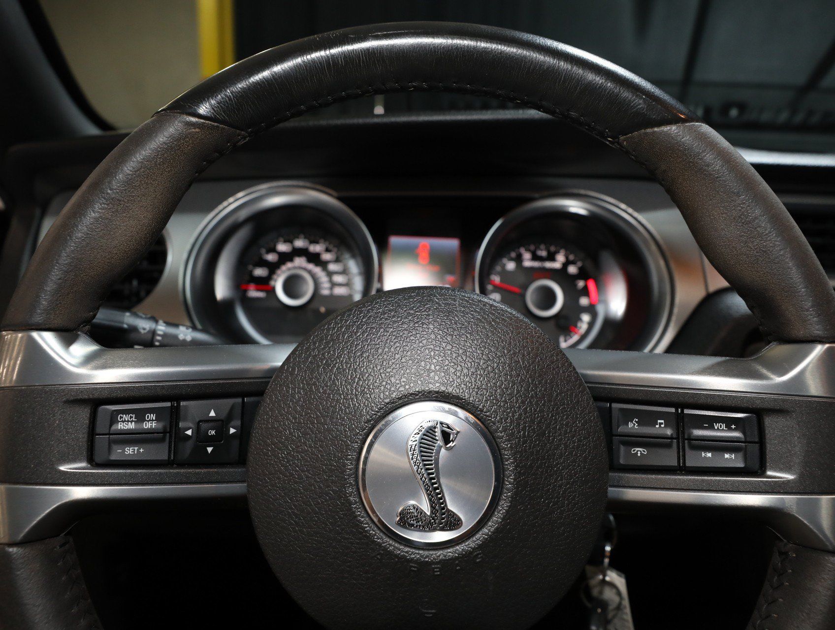 Used 2013 Ford Mustang Shelby GT500 RWD image 66