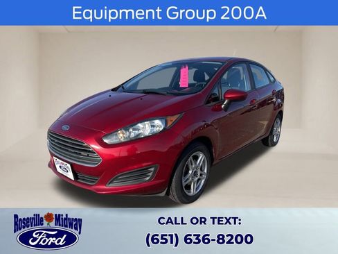 Used 2017 Ford Fiesta SE image 3