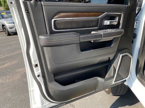 Used 2022 RAM 2500 Laramie AWD/4WD image 31