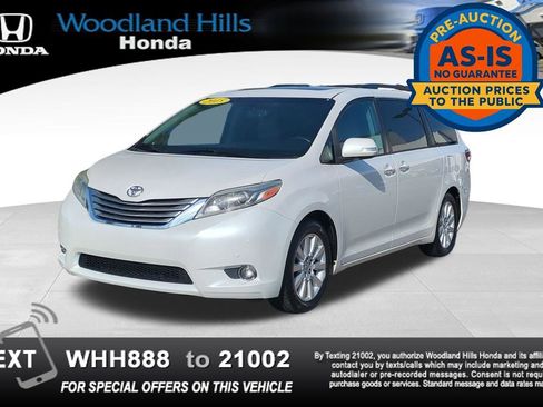 Used 2015 Toyota Sienna Limited image 1