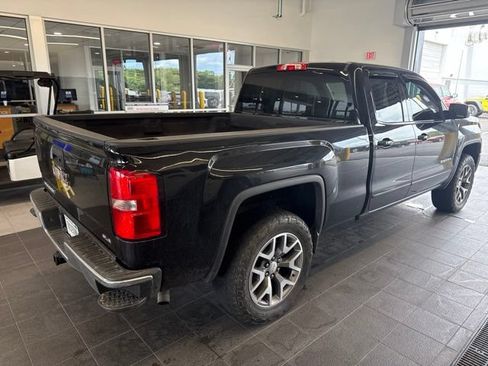 Used 2015 GMC Sierra 1500 SLE w/ SLE Value Package AWD/4WD image 3
