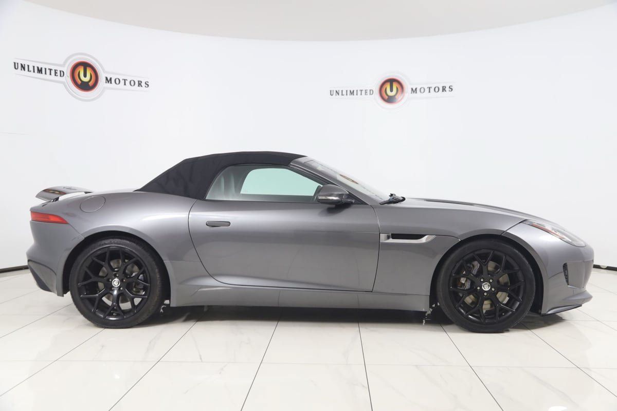 Used 2017 Jaguar F-TYPE Convertible RWD image 2