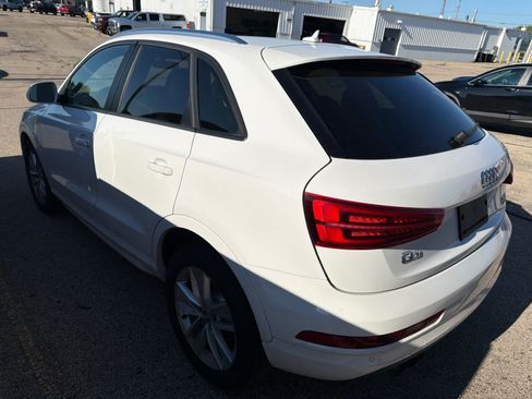 Used 2018 Audi Q3 2.0T Premium w/ Convenience Package AWD/4WD image 5