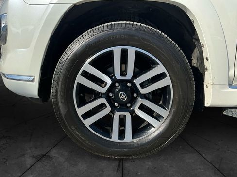 Used 2022 Toyota 4Runner Limited image 15