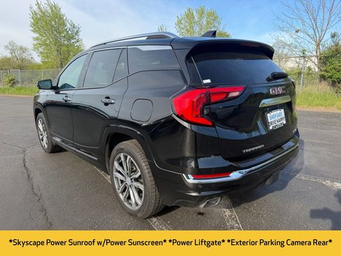 Used 2018 GMC Terrain Denali w/ Comfort Package AWD/4WD image 10