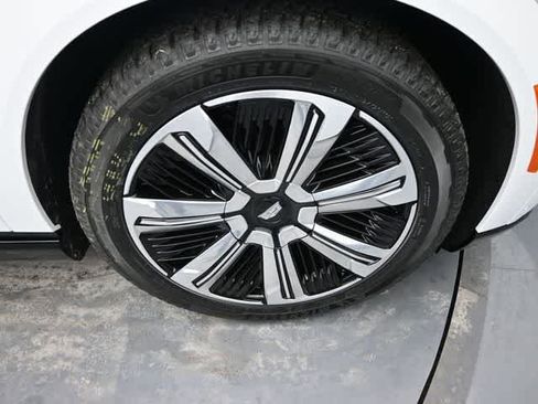 New 2025 Cadillac Escalade IQ Luxury 2 image 37