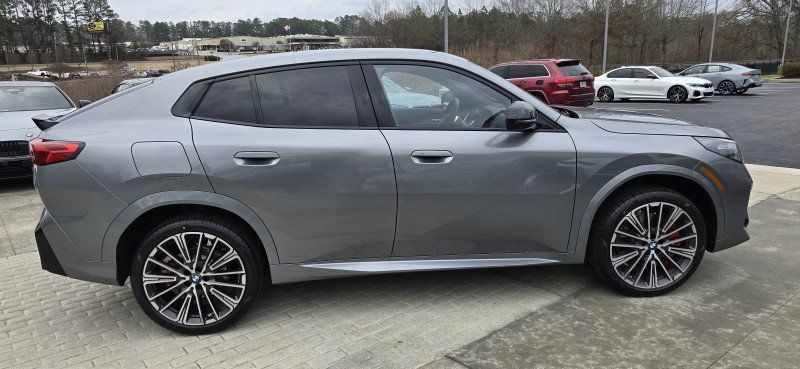 New 2026 BMW X2 xDrive28i w/ Technology Package AWD/4WD image 4