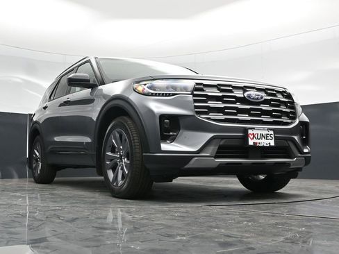 New 2026 Ford Explorer Active w/ Active Comfort Package AWD/4WD image 62