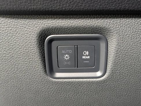 Certified 2026 Porsche Cayenne Coupe AWD/4WD image 34