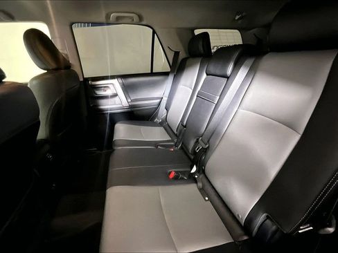 Used 2020 Toyota 4Runner SR5 Premium RWD image 21
