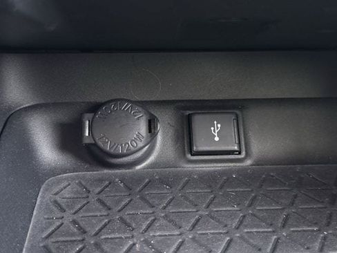 Used 2022 Toyota RAV4 XLE Premium FWD image 22