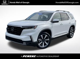 Certified 2025 Honda Pilot Touring video 1