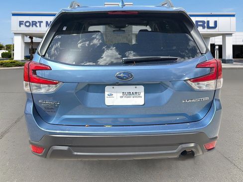 Used 2020 Subaru Forester Premium image 4