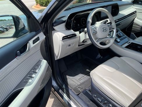 Used 2025 Hyundai Palisade Calligraphy AWD/4WD image 7