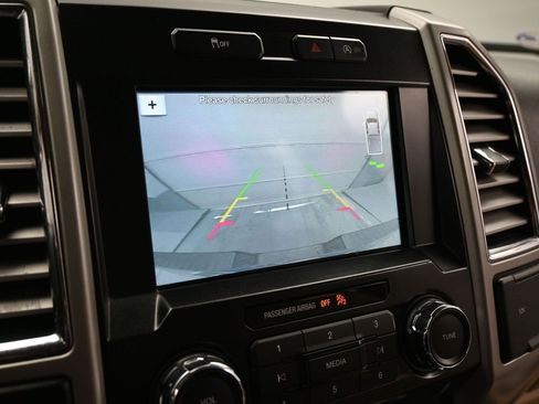 Used 2016 Ford F150 Lariat w/ Equipment Group 501A Mid image 16