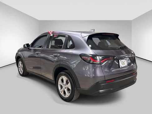 Used 2023 Honda HR-V LX image 3
