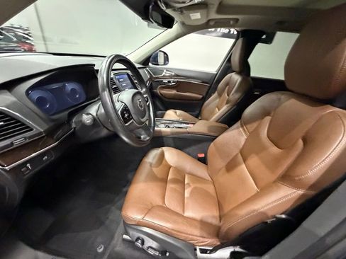 Used 2019 Volvo XC90 T6 Momentum w/ Advanced Package image 23
