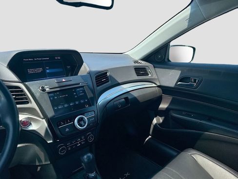 Used 2019 Acura ILX FWD image 23