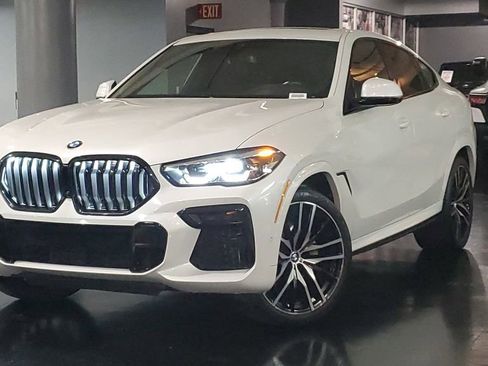 Used 2022 BMW X6 xDrive40i w/ M Sport Package image 37