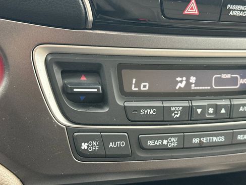 Used 2019 Honda Pilot EX-L image 29