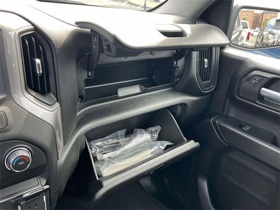 Certified 2022 Chevrolet Silverado 1500 Custom w/ LPO, Dark Essentials Package