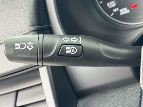 Used 2023 GMC Terrain SLE w/ Driver Convenience Package image 20