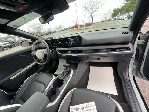 Certified 2025 Kia K4 GT-Line w/ GT-Line Premium Package image 10