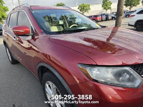 Used 2015 Nissan Rogue SV w/ SV Premium Package FWD image 3