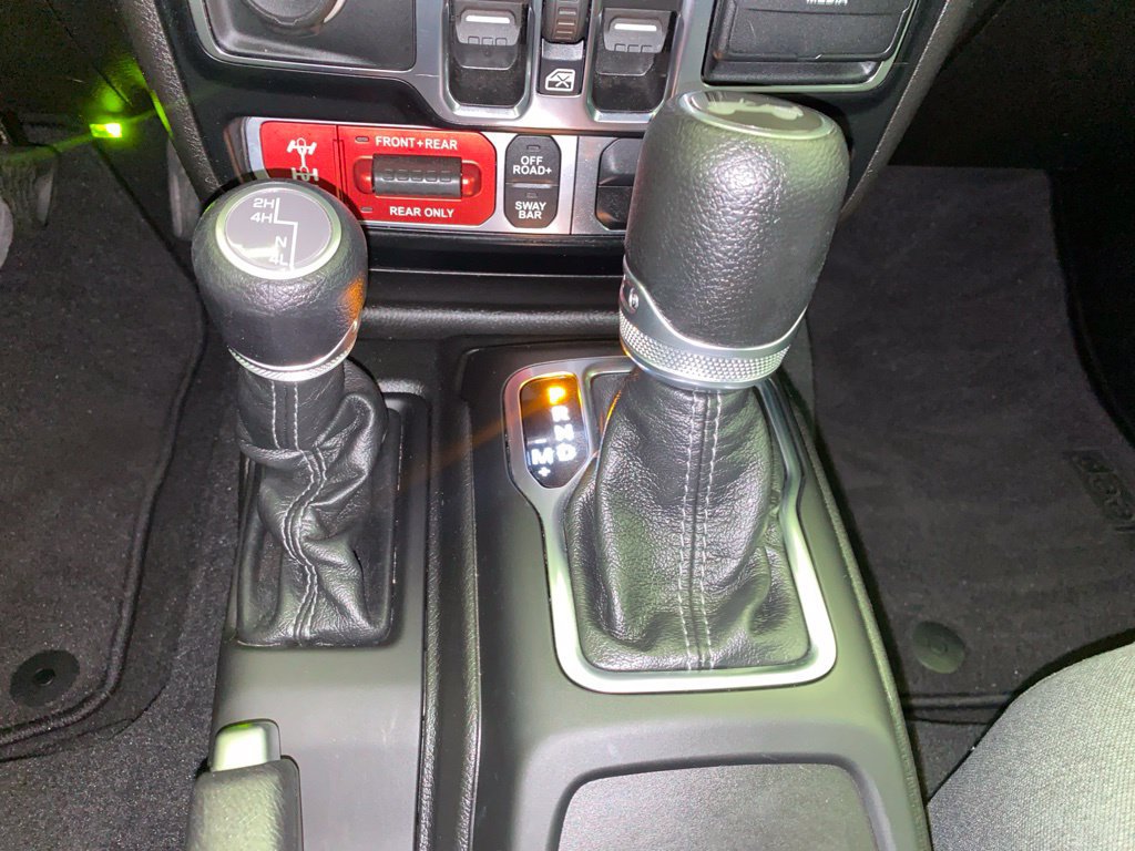 Certified 2024 Jeep Wrangler Unlimited Rubicon w/ Capability Package AWD/4WD image 17
