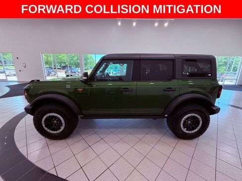 Used 2023 Ford Bronco Badlands w/ Sasquatch Package AWD/4WD image 4
