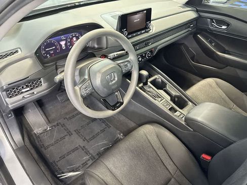 Used 2024 Honda Accord EX image 13