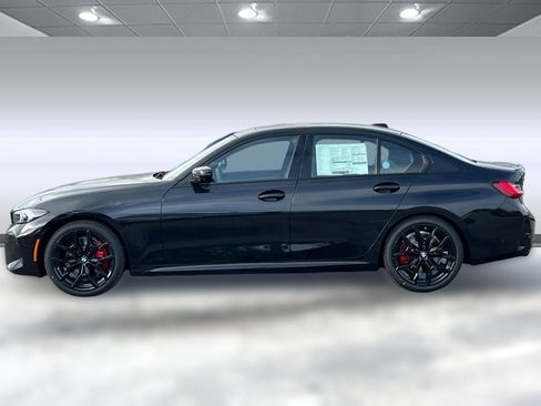 Used 2026 BMW 330i Sedan w/ M Sport Package RWD image 2