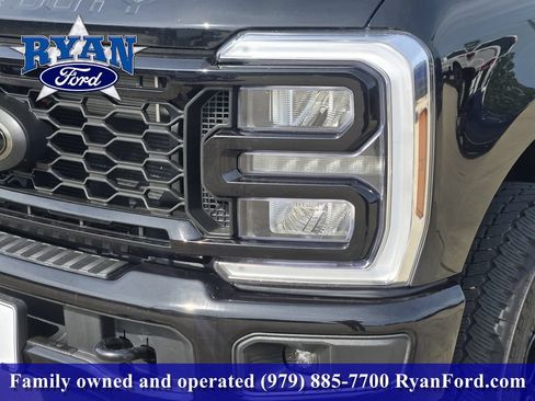 Certified 2026 Ford F250 Lariat w/ Black Appearance Package AWD/4WD image 6