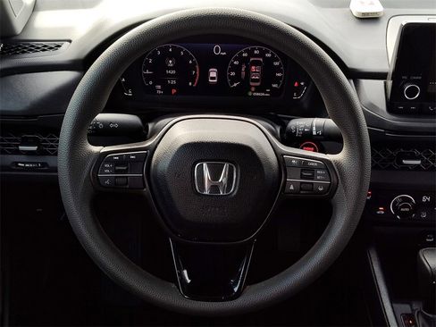 Used 2023 Honda Accord EX image 23