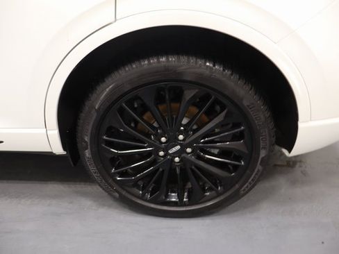 Used 2025 Lincoln Corsair Reserve w/ Equipment Group 202A image 26