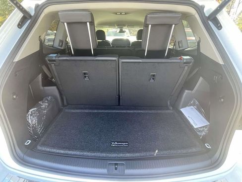 New 2026 Volkswagen Atlas SE FWD image 8
