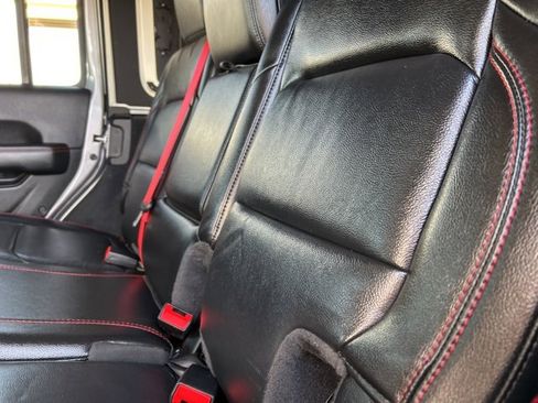 Used 2020 Jeep Wrangler Unlimited Rubicon w/ Quick Order Package 28Y Recon image 42