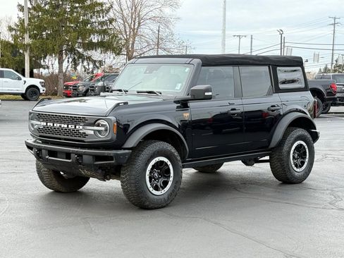 Certified 2022 Ford Bronco Badlands image 7