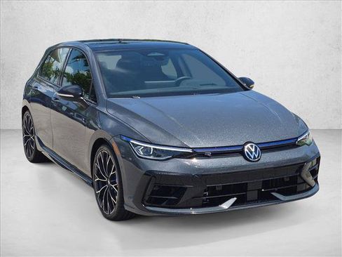 Used 2026 Volkswagen Golf AWD/4WD image 3
