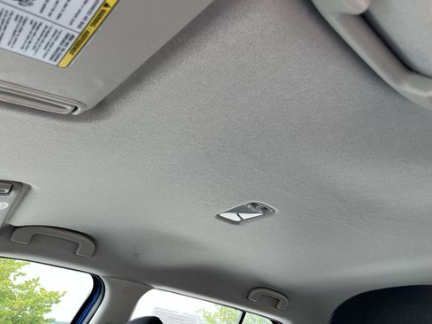 Used 2022 Nissan Kicks S w/ Interior Electronics Package FWD image 23