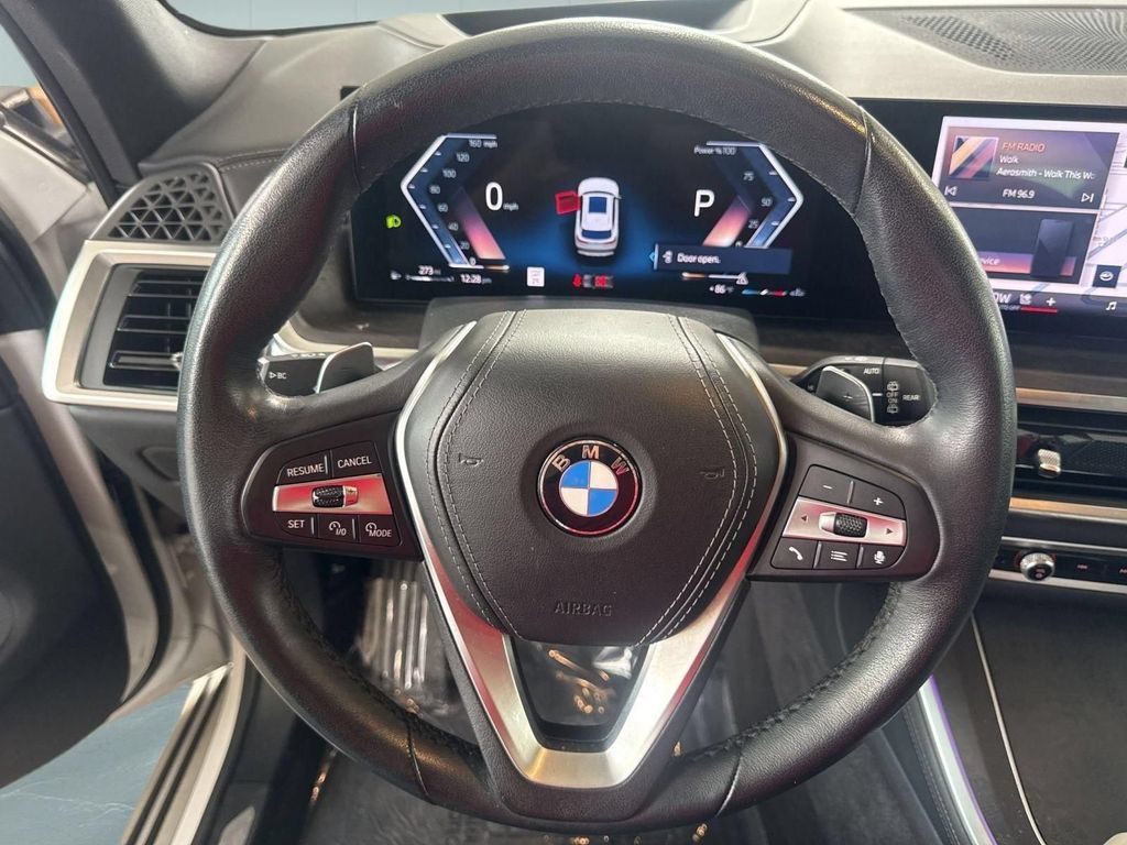 Used 2024 BMW X5 xDrive40i AWD/4WD image 19