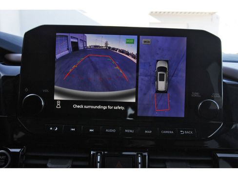 Used 2023 Nissan Pathfinder Platinum w/ Cargo Package image 30