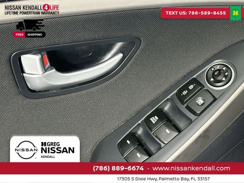 Used 2016 Hyundai Elantra GT image 17